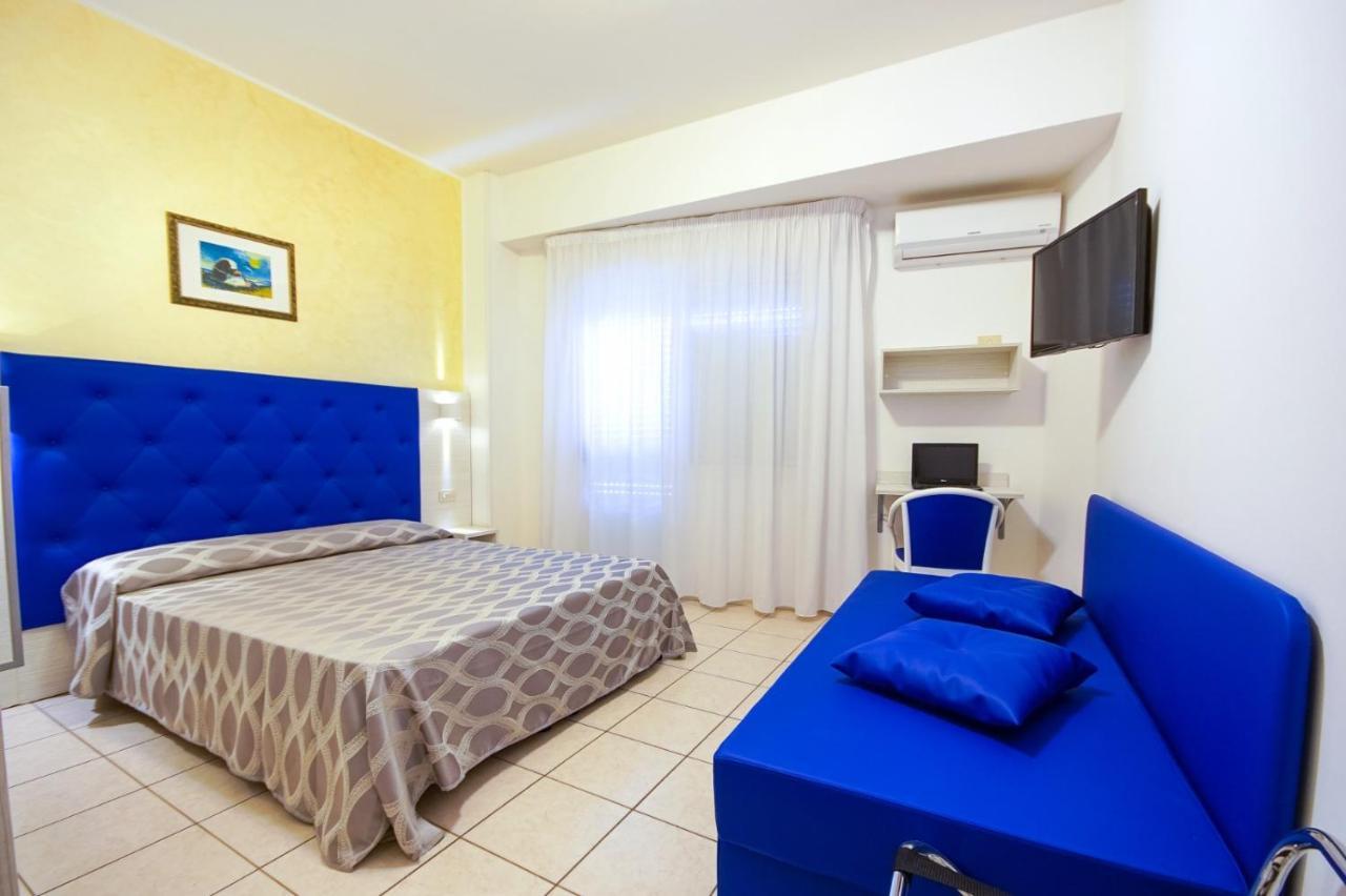 Hotel Haus Charlotte San Benedetto del Tronto Eksteriør bilde