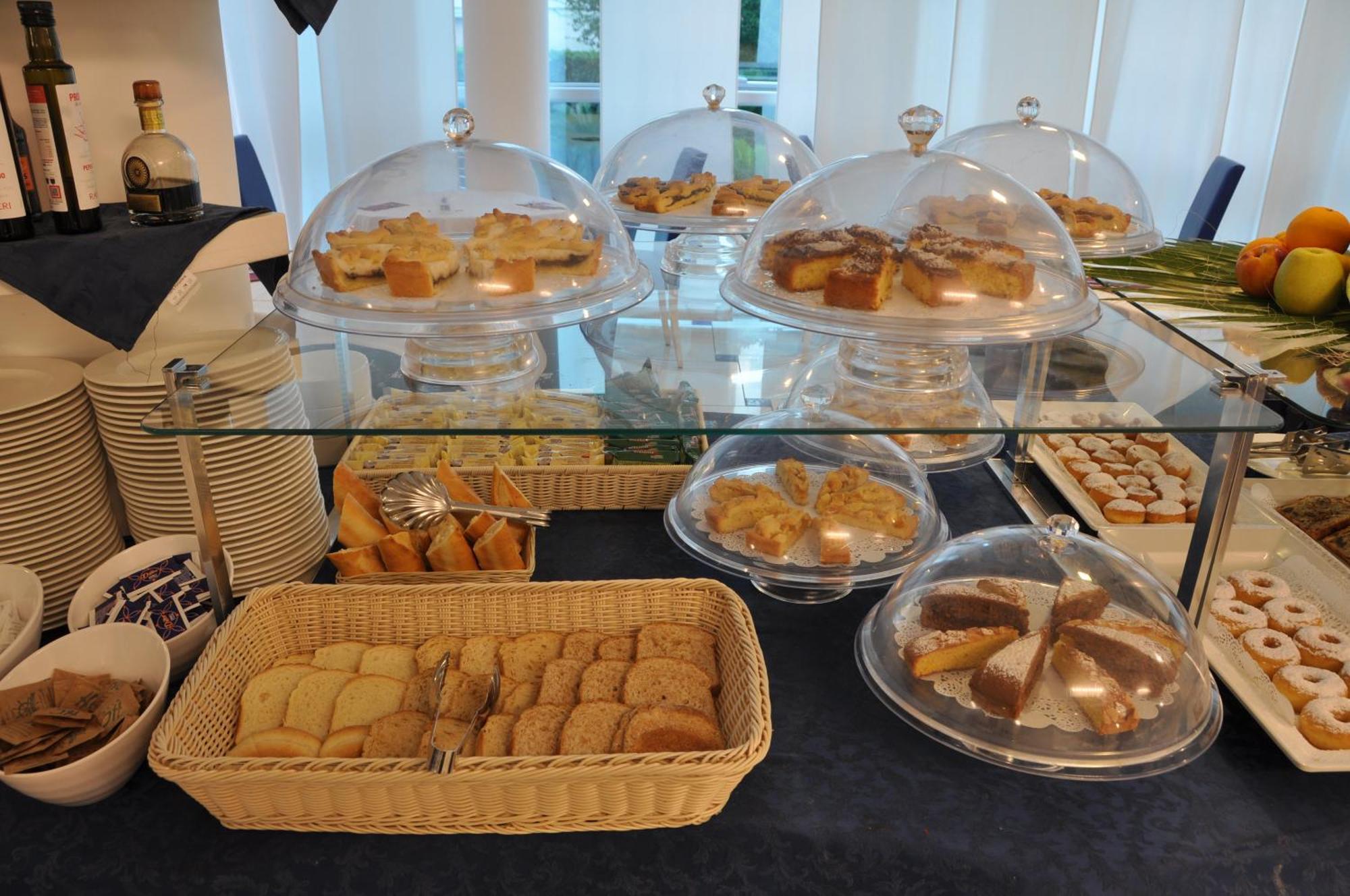Hotel Haus Charlotte San Benedetto del Tronto Eksteriør bilde